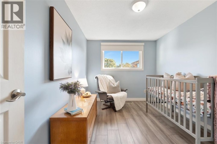 Photo 24 at 139 Ironstone Drive, Cambridge