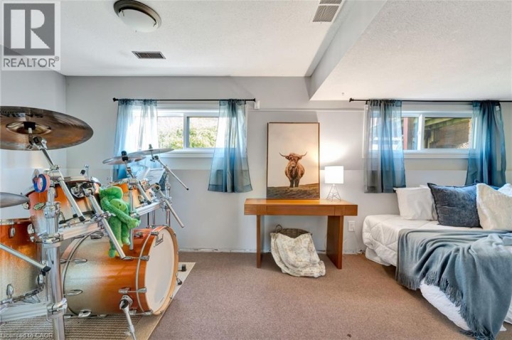 Photo 33 at 139 Ironstone Drive, Cambridge