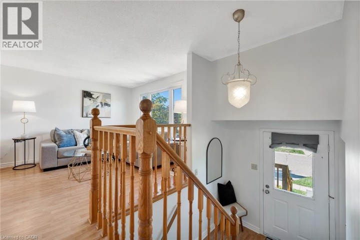 Photo 5 at 139 Ironstone Drive, Cambridge