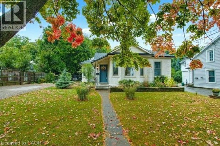 Photo 1 at 30 Dumfries Street, Cambridge