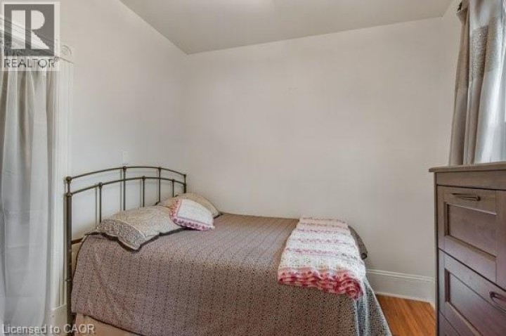 Photo 15 at 30 Dumfries Street, Cambridge