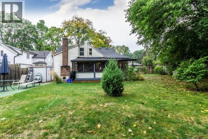 Photo 24 at 30 Dumfries Street, Cambridge