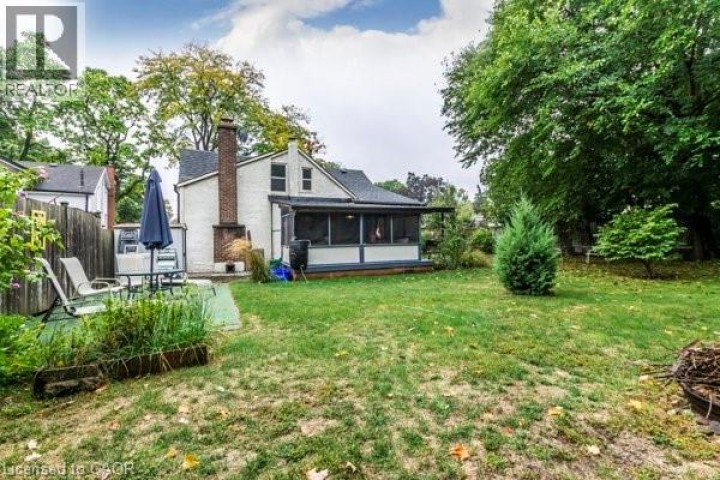 Photo 32 at 30 Dumfries Street, Cambridge