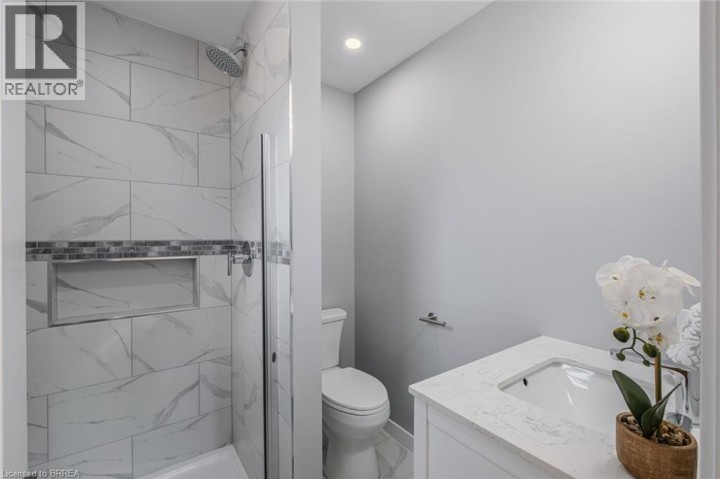 Photo 19 at 14 October Place, Brantford