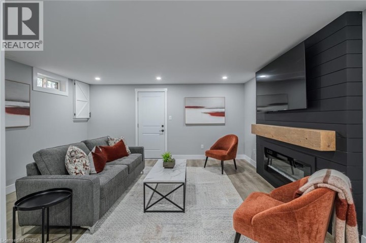 Photo 27 at 14 October Place, Brantford