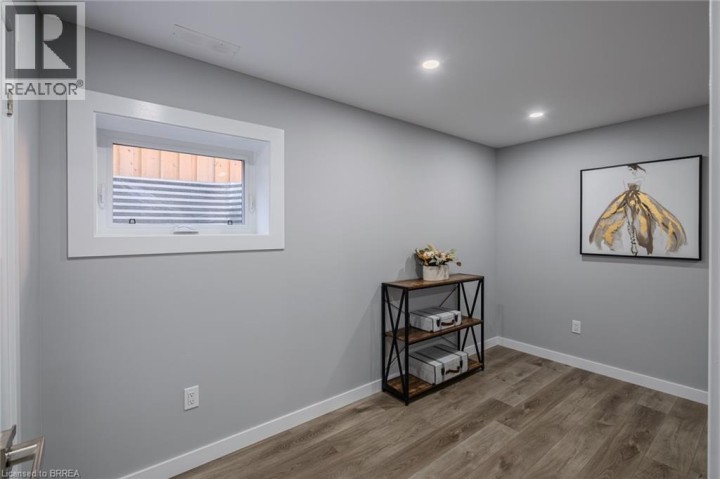 Photo 32 at 14 October Place, Brantford