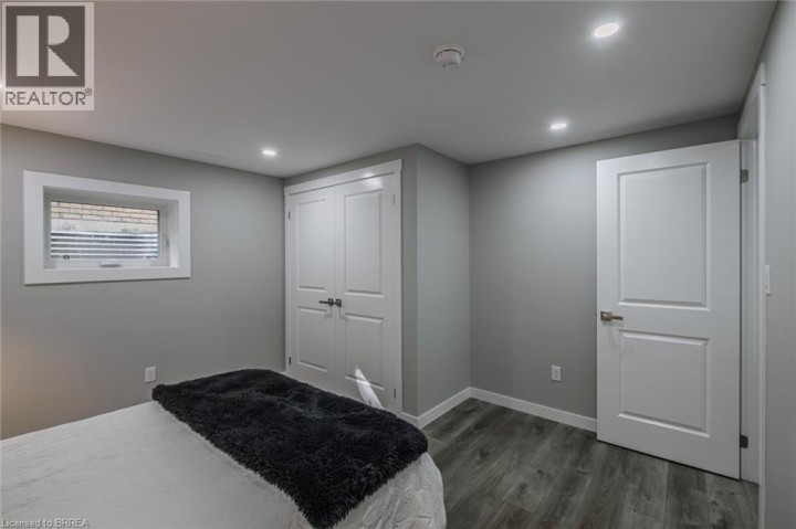 Photo 35 at 14 October Place, Brantford