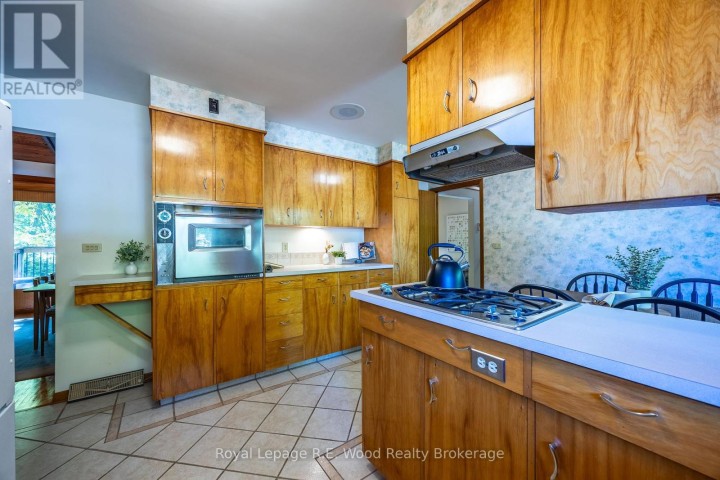 Photo 15 at 8 Highland Drive, Tillsonburg Photo 15 at 8 Highland Drive, Tillsonburg