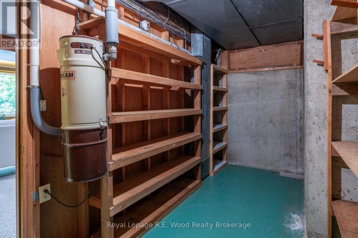 Photo 40 at 8 Highland Drive, Tillsonburg Photo 40 at 8 Highland Drive, Tillsonburg