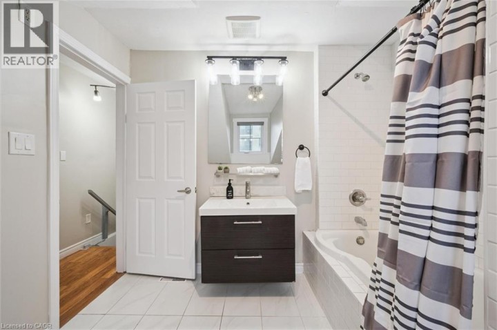 Photo 17 at 16 - 18 St Andrews Street, Cambridge