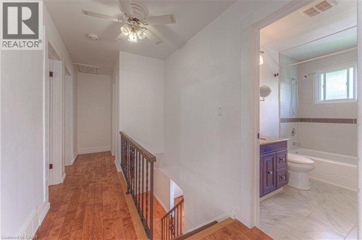 Photo 10 at 22 Dundonald Road, Cambridge