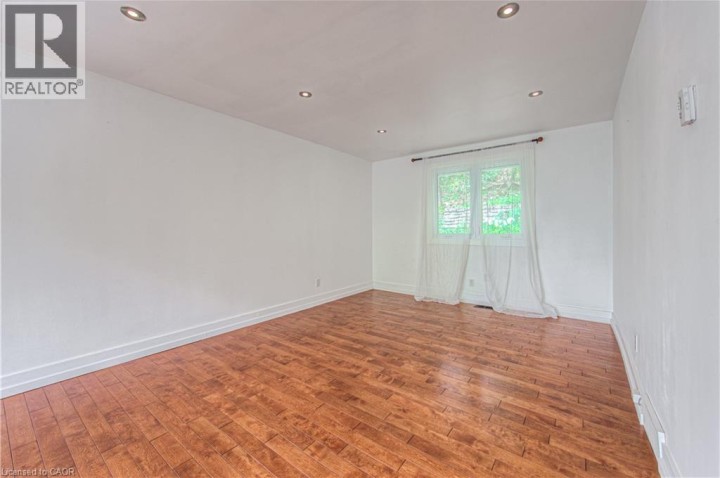 Photo 12 at 22 Dundonald Road, Cambridge