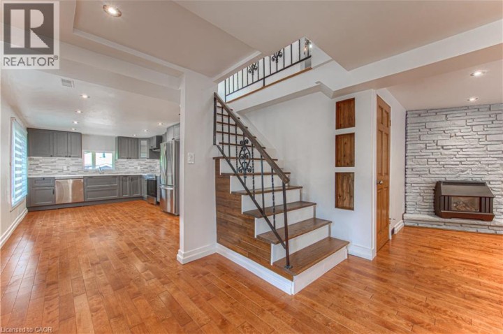 Photo 6 at 22 Dundonald Road, Cambridge