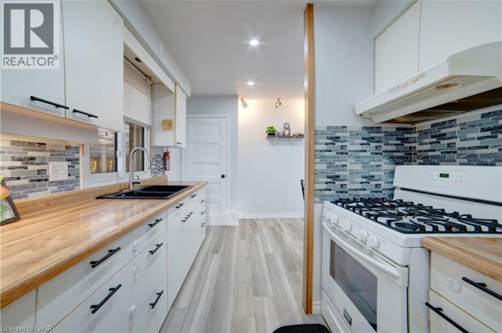 Photo 10 at 1676 Holley Crescent, Cambridge