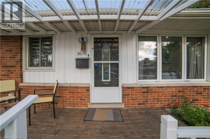 Photo 2 at 1676 Holley Crescent, Cambridge