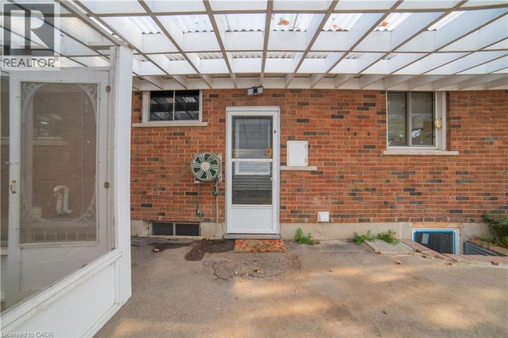 Photo 34 at 1676 Holley Crescent, Cambridge