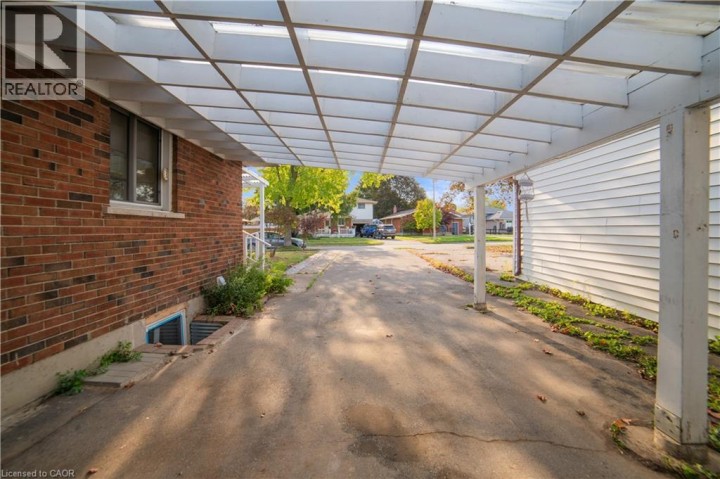 Photo 35 at 1676 Holley Crescent, Cambridge