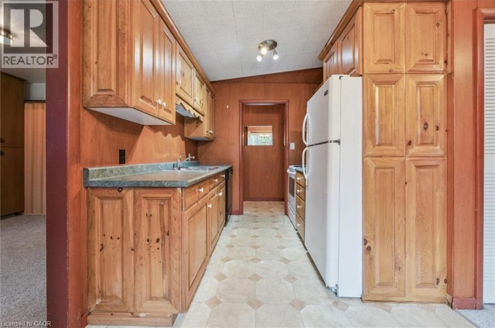 Photo 7 at 127 Chestnut Street S, Cambridge