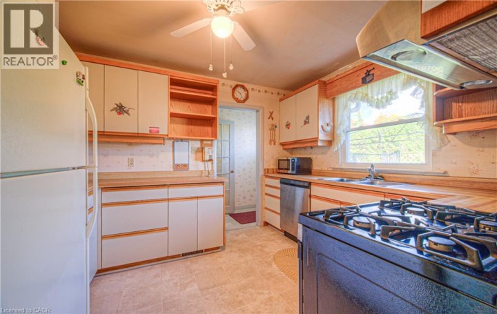 Photo 13 at 26 Culham Drive, Cambridge