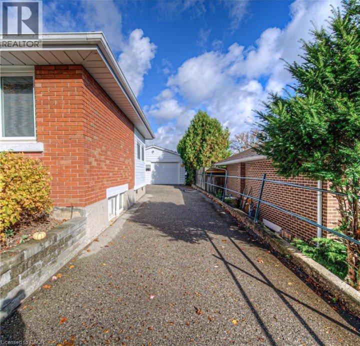 Photo 4 at 26 Culham Drive, Cambridge