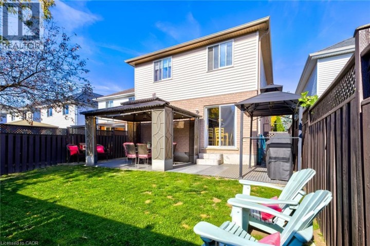 Photo 38 at 39 Karalee Crescent, Cambridge