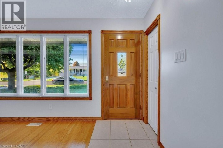 Photo 4 at 43 Lauris Avenue, Cambridge