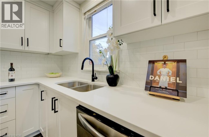 Photo 13 at 27 Dudhope Avenue, Cambridge