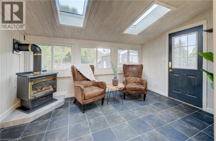 Photo 16 at 27 Dudhope Avenue, Cambridge