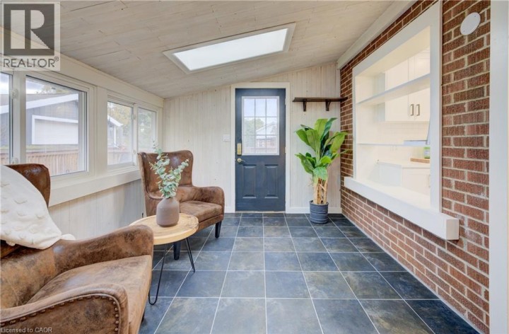 Photo 17 at 27 Dudhope Avenue, Cambridge