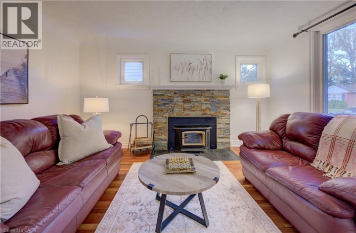 Photo 6 at 27 Dudhope Avenue, Cambridge