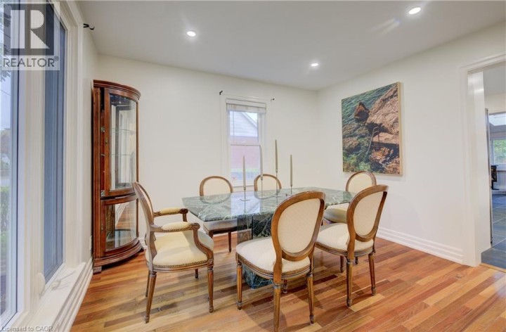 Photo 7 at 27 Dudhope Avenue, Cambridge