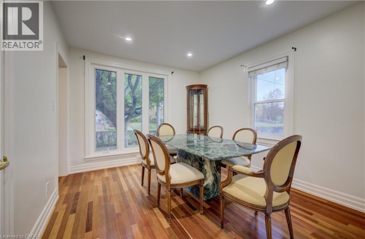 Photo 8 at 27 Dudhope Avenue, Cambridge