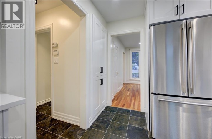 Photo 9 at 27 Dudhope Avenue, Cambridge