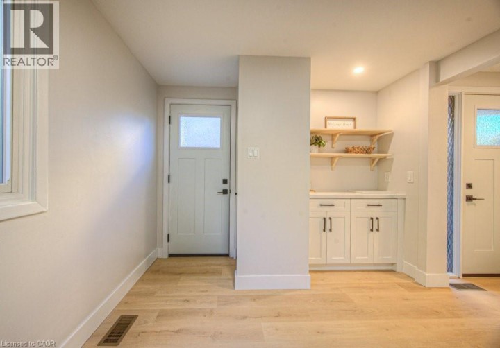 Photo 6 at 563 Elgin Street N, Cambridge