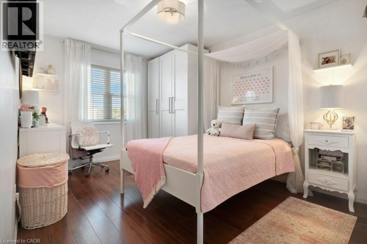 Photo 28 at 4 Swift Crescent, Cambridge