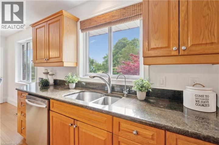 Photo 14 at 3850 Beaverdale Road, Cambridge