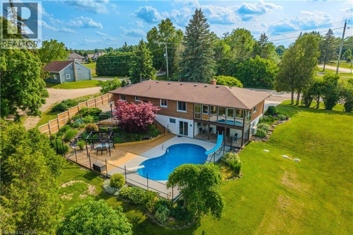 Photo 2 at 3850 Beaverdale Road, Cambridge