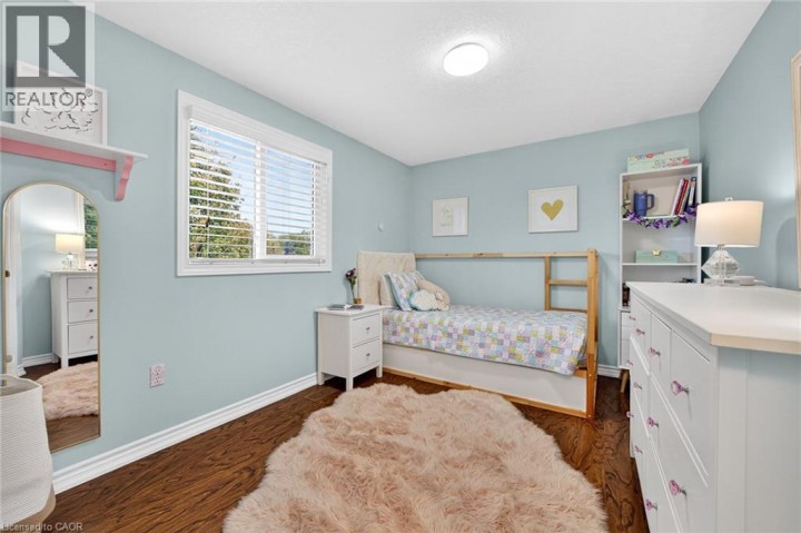 Photo 24 at 28 Endeavour Drive, Cambridge