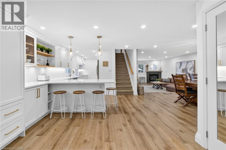 Photo 4 at 28 Endeavour Drive, Cambridge