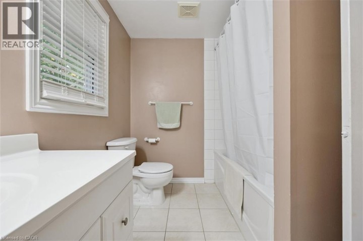 Photo 33 at 35 Edgemere Drive, Cambridge