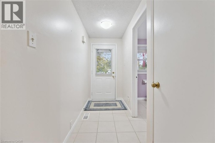 Photo 9 at 35 Edgemere Drive, Cambridge