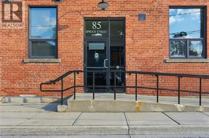 Photo 5 at 85 SPRUCE Street N 203, Cambridge