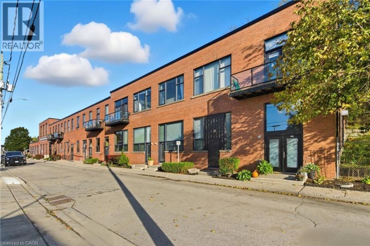 Photo 2 at 85 SPRUCE Street N 203, Cambridge