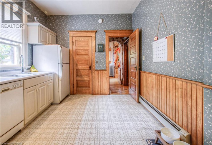 Photo 16 at 543 Queenston Road, Cambridge