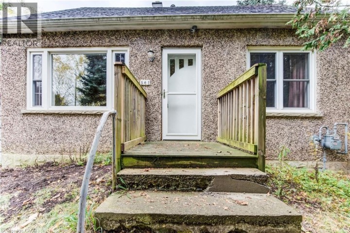 Photo 3 at 341 Clyde Road, Cambridge