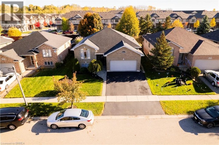 Photo 2 at 35 Osborn Avenue, Brantford