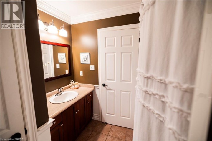 Photo 26 at 35 Osborn Avenue, Brantford