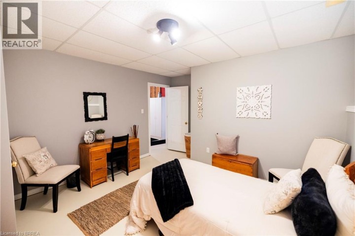 Photo 30 at 35 Osborn Avenue, Brantford