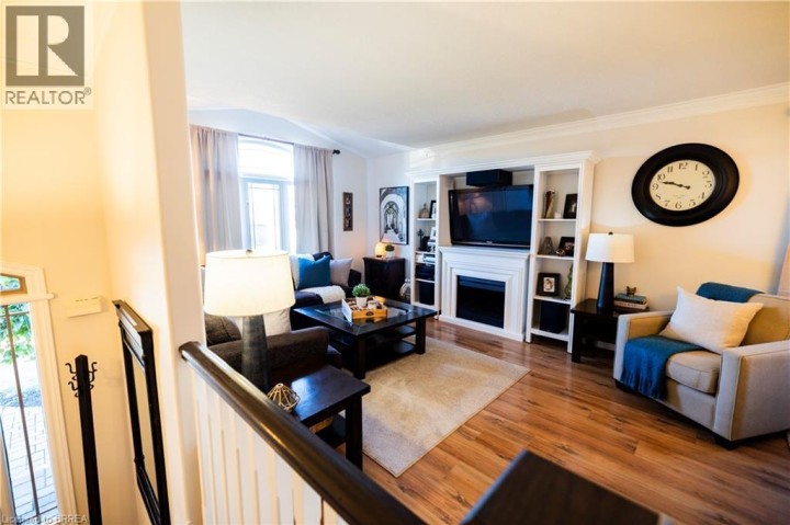 Photo 8 at 35 Osborn Avenue, Brantford