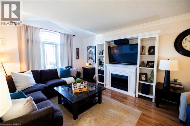 Photo 9 at 35 Osborn Avenue, Brantford